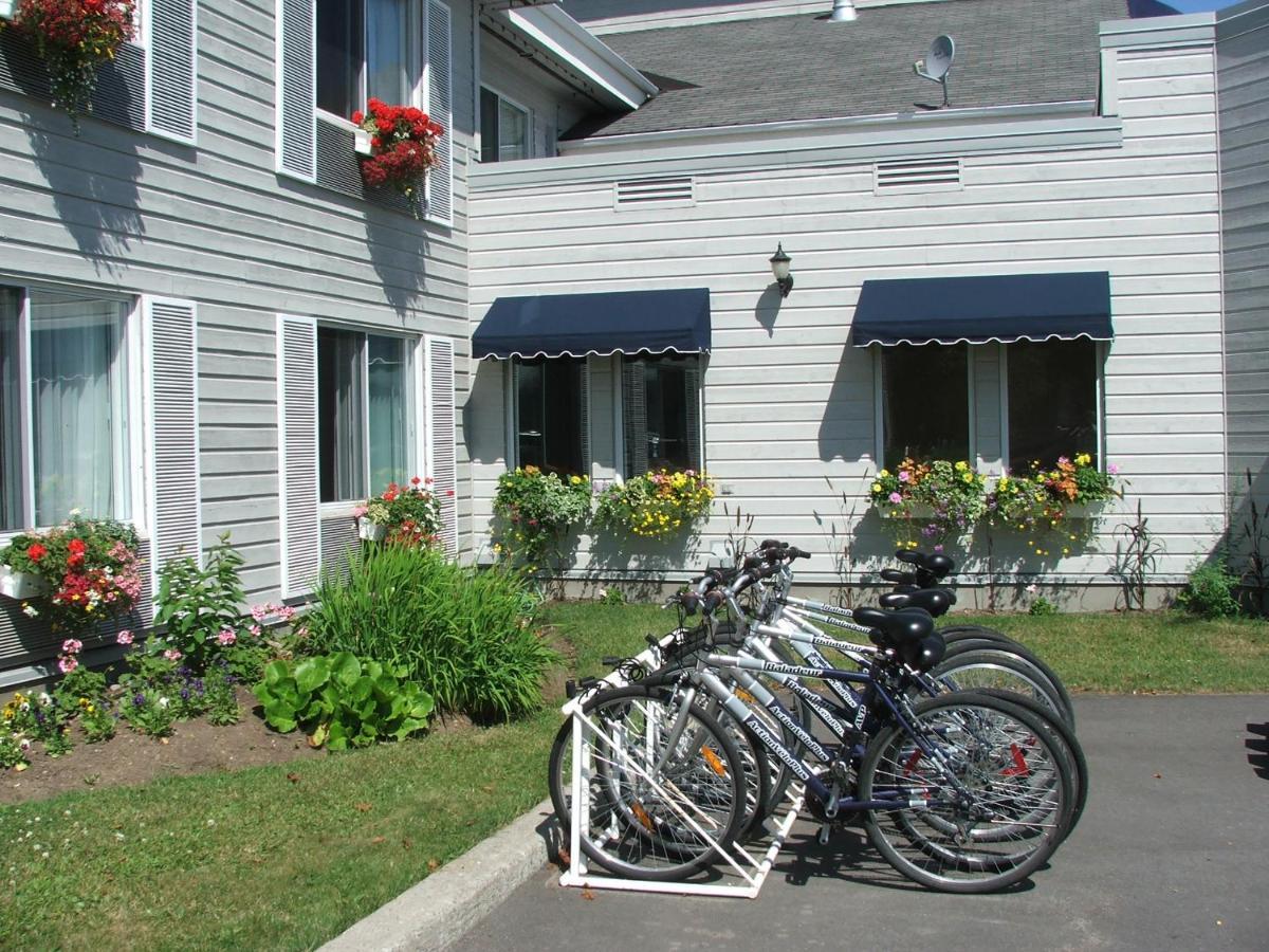Auberge Des 21 La Baie Exterior foto